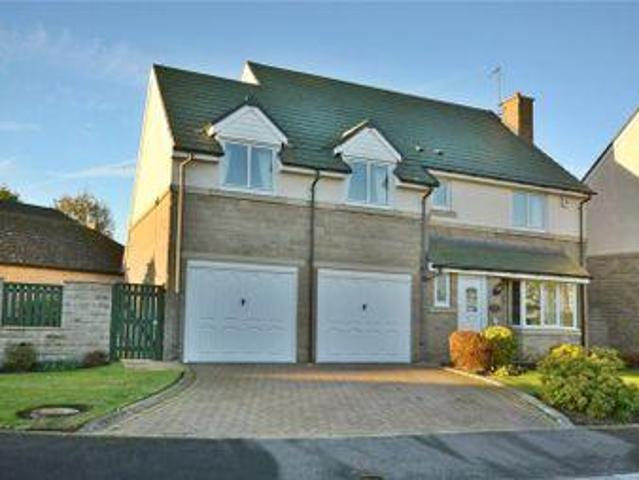 4 Bedrooms Detached house for sale in Windermere Drive, Alwoodley, Leeds, West Yorkshire LS17