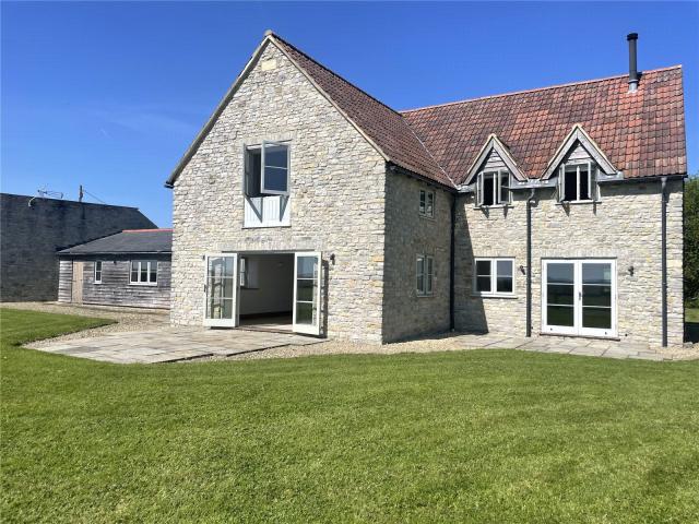 4 Bedrooms Detached House To Let