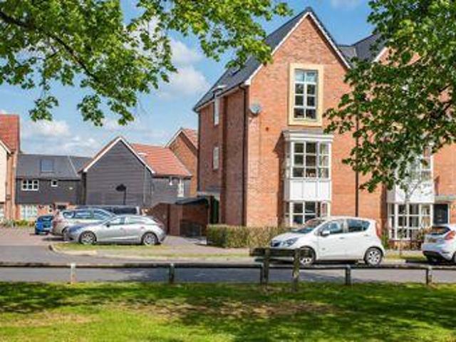 4 Bedrooms End terrace house for sale in Baynton Road, Aylesbury HP21