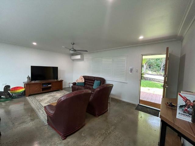4 Bedrooms, Fully Furnished, Utilities Included!