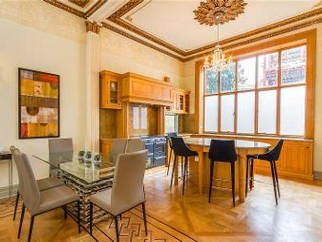 4 Bedrooms Flat for rent in Pembridge Gardens, Notting Hill, London W2