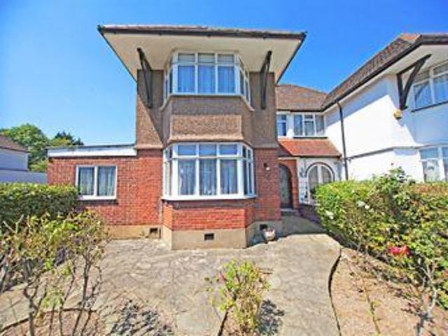 4 Bedrooms for rent in Shirehall Lane, Hendon NW4