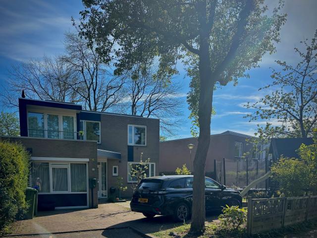 4 bedrooms geschakelde woning Surface Area: 107m2
