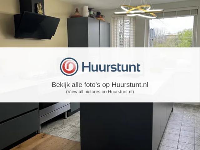 4 bedrooms Huurwoning Surface Area: 145m2