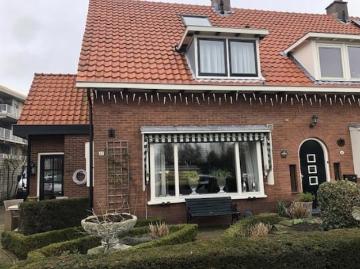 4 bedrooms Huurwoning Surface Area: 145m2