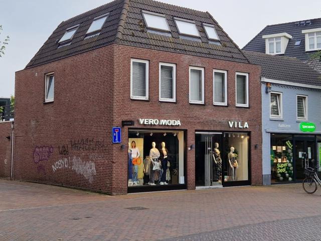 4 bedrooms Huurwoning Surface Area: 159m2