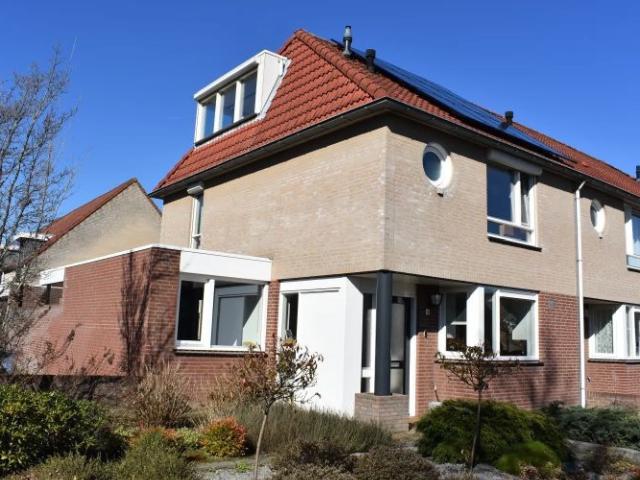 4 bedrooms Huurwoning Surface Area: 123m2