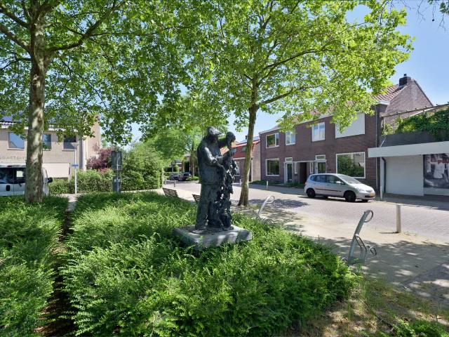 4 bedrooms Huurwoning Surface Area: 131m2