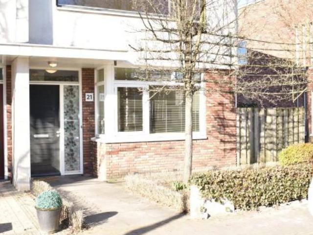 4 bedrooms Huurwoning Surface Area: 138m2