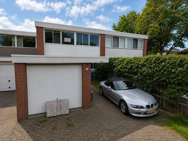 4 bedrooms Huurwoning Surface Area: 139m2