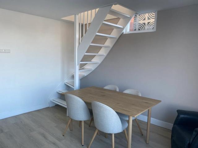 4 bedrooms Huurwoning Surface Area: 87m2
