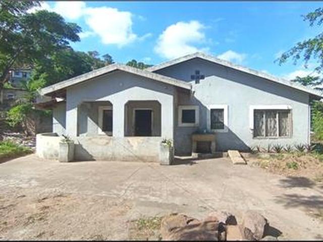 4 bedrooms house on the market at pinetown