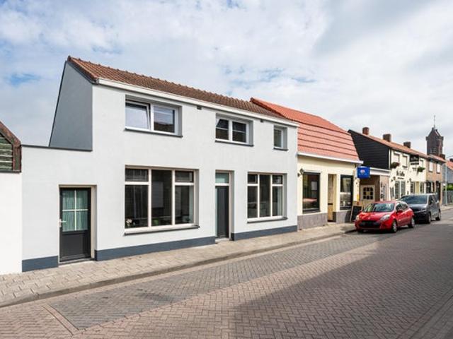 4 bedrooms House Surface Area: 89m2 Furnished
