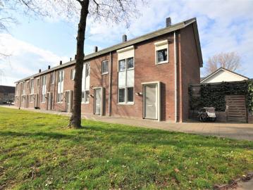 Mierlo-Hout, Helmond, Noord-Brabant - IUitgeruste keuken