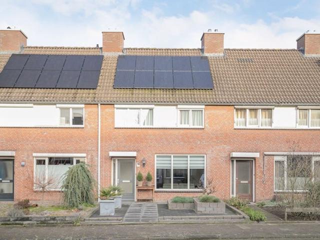 4 bedrooms House Surface Area: 112m2 Unfurnished Available from: 2026 11 01