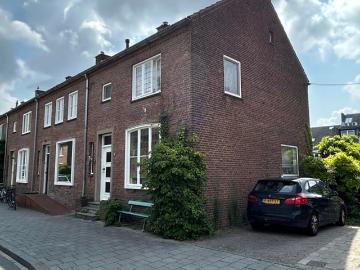 4 bedrooms House Surface Area: 145m2 Unfurnished Available from: 2026 08 07
