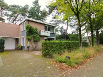 4 bedrooms House Surface Area: 167m2 Furnished Available from: 2026 09 01
