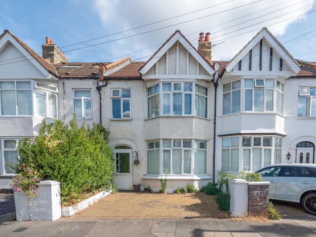 4 Bedrooms House terraced for Rent in Park Avenue | Foxtons