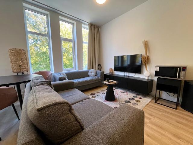4 bedrooms Surface Area: 90m2 Furnished