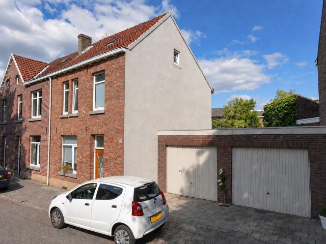 4 bedrooms Surface Area: 92m2