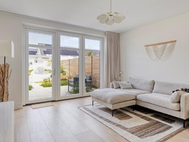 4 bedrooms Surface Area: 126m2 Furnished