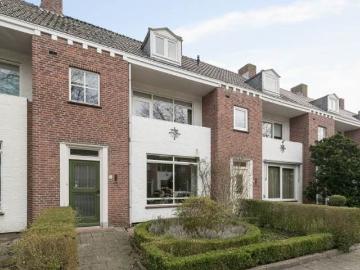 4 bedrooms Surface Area: 150m2