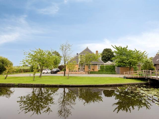 4 bedrooms Surface Area: 175m2