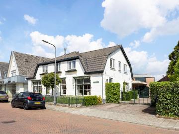 4 bedrooms Surface Area: 182m2