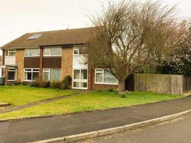 4 Bedrooms Semi detached house for rent in Shurland Avenue, Sittingbourne ME10