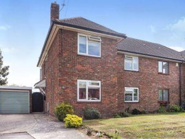 4 Bedrooms Semi detached house for sale in Chestnut Drive, Doncaster DN9