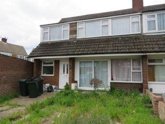 4 Bedrooms Semi detached house for sale in Aragon Close, Ashford TN23