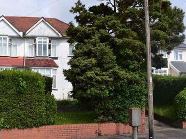 4 Bedrooms Semi detached house for sale in Bellevue Road, West Cross, Swansea SA3
