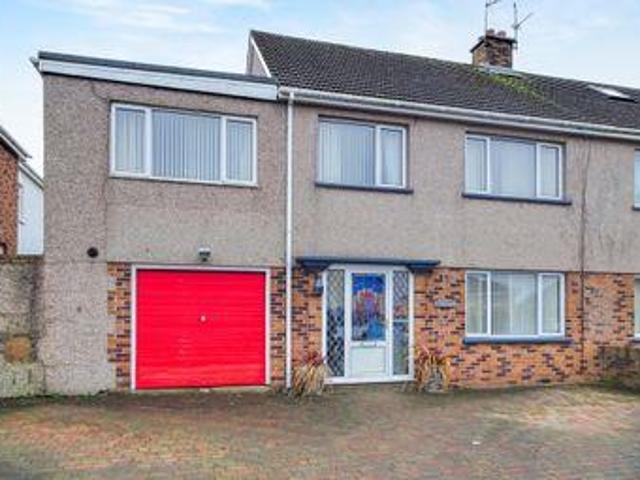 4 Bedrooms Semi detached house for sale in Bridgend Road, Porthcawl CF36