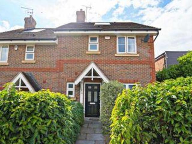 4 Bedrooms Semi detached house for sale in Bushey Mill Lane, Bushey WD23