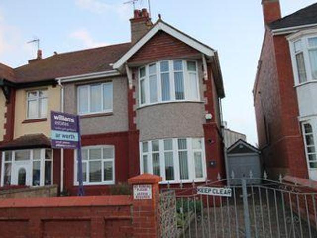 4 Bedrooms Semi detached house for sale in East Parade, Rhyl LL18