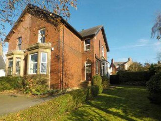 4 Bedrooms Semi detached house for sale in Knowsley Road, Wilpshire BB1