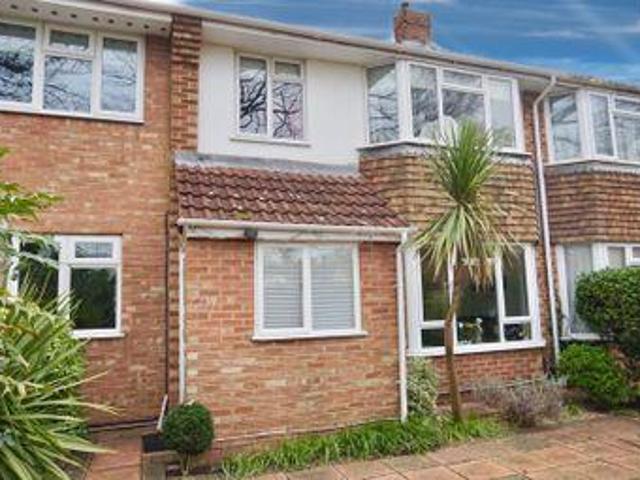 4 Bedrooms Semi detached house for sale in Lords Wood Lane, Chatham ME5
