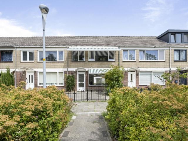 4 bedrooms tussenwoning Surface Area: 127m2