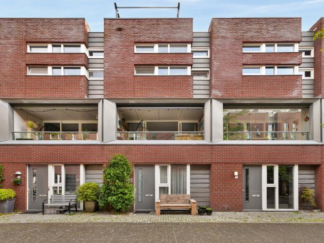 4 bedrooms tussenwoning Surface Area: 155m2