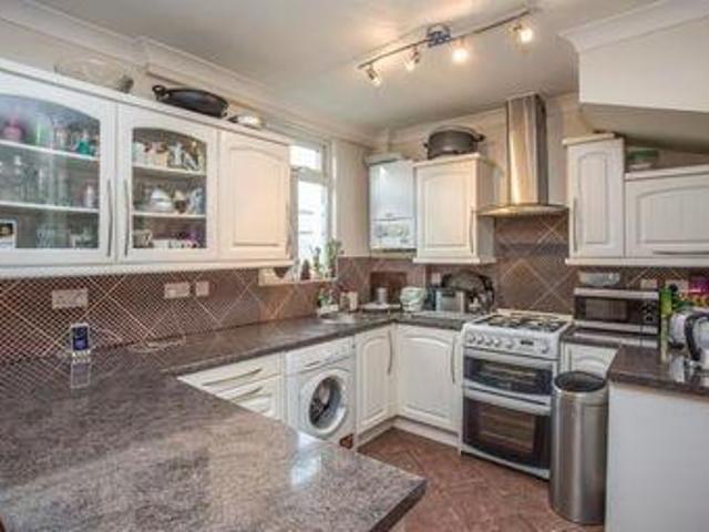 4 Bedrooms Terraced house for sale in Princes Avenue, Greenford, Middlesex, Greater London UB6