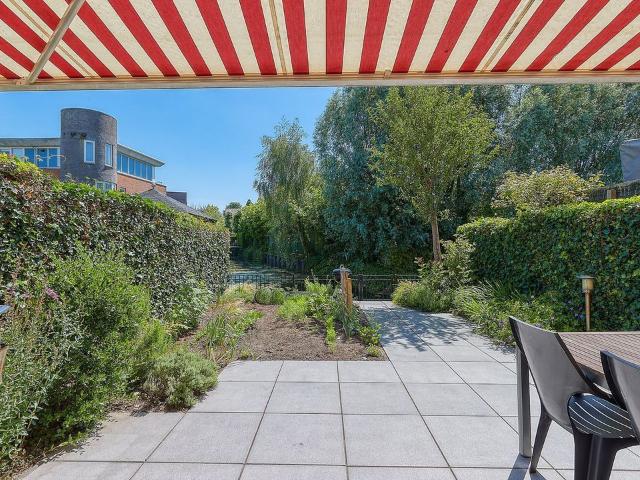4 bedrooms Terraced House Surface Area: 130m2