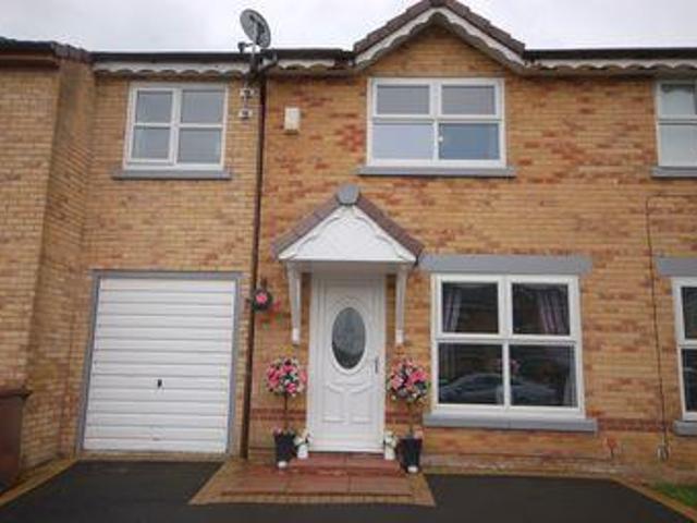 4 Bedrooms Town house for sale in Heyworth Avenue, Blackburn BB2