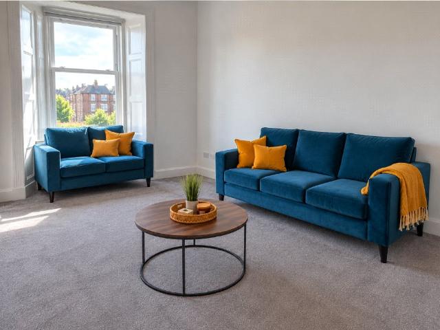 4 bedrooms upper floor flat