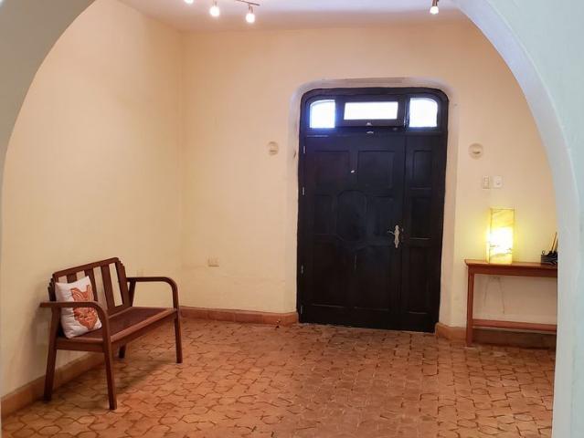 4 Bedrooms with Garage – 2 Blocks from Paseo