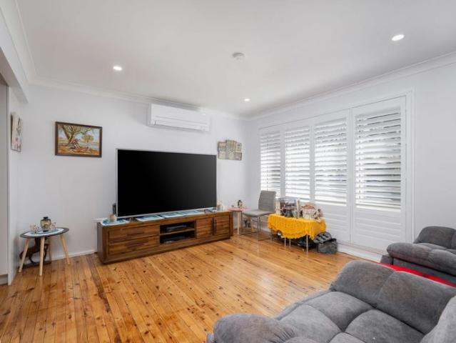 4 BEDROOMS | 1 BATHROOMS |