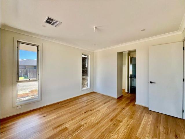4 Bedrooms 2 Bathrooms House For Rent Great Location