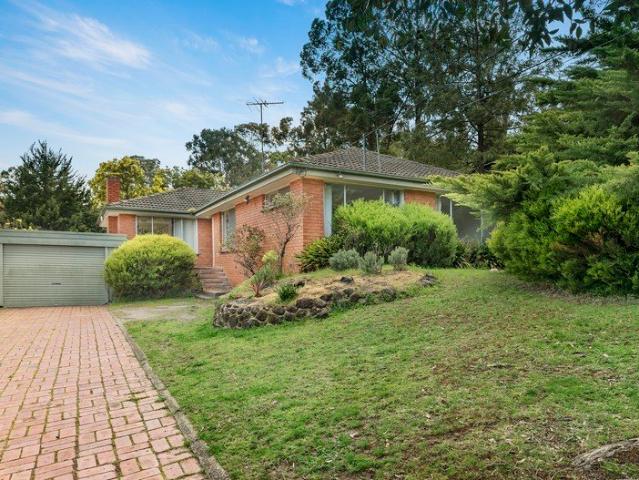 4 bedrooms 2 bathrooms