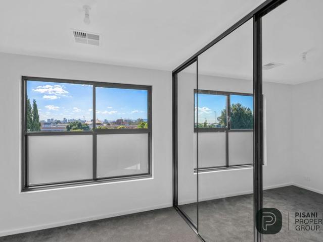 4 bedrooms, 3 bathrooms PERFECT LOCATION