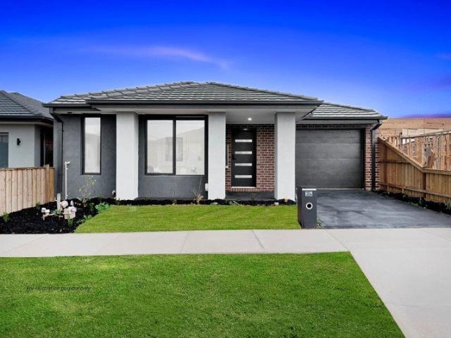 4 Bedrooms | 4 Bathooms in the Olivia Estate!