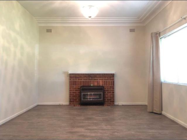 4 beds house with great location